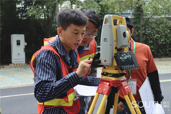 ̫������tyc4633