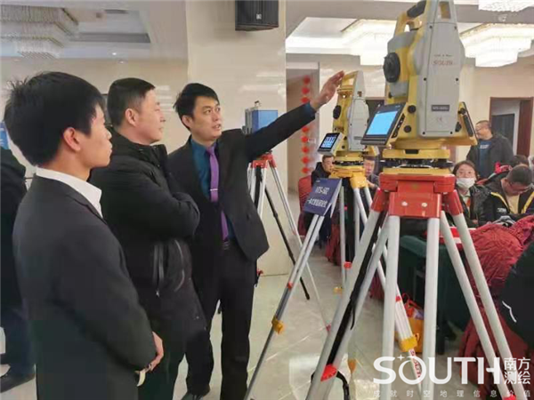 ̫������tyc4633