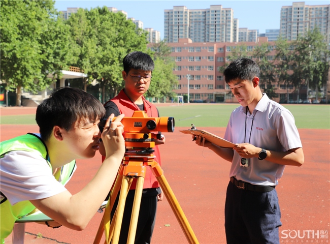 ̫������tyc4633