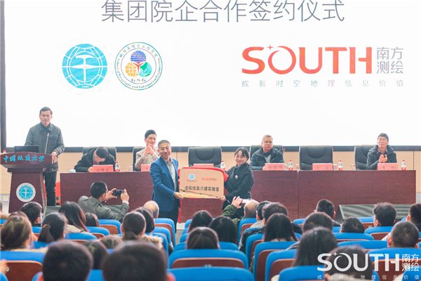 ̫������tyc4633