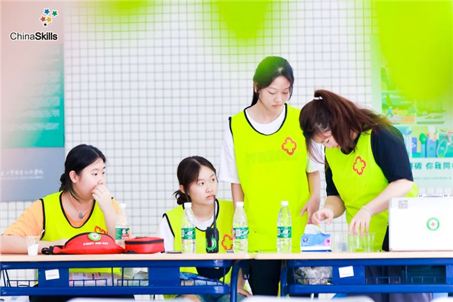 ̫������tyc4633