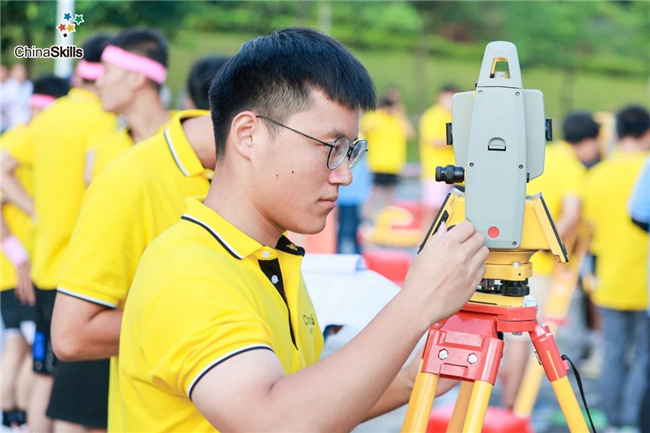 ̫������tyc4633