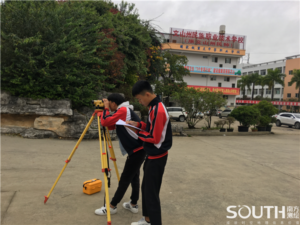 ̫������tyc4633