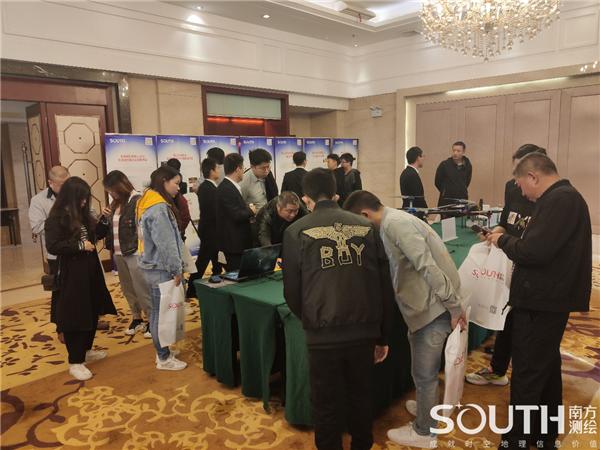 ̫������tyc4633