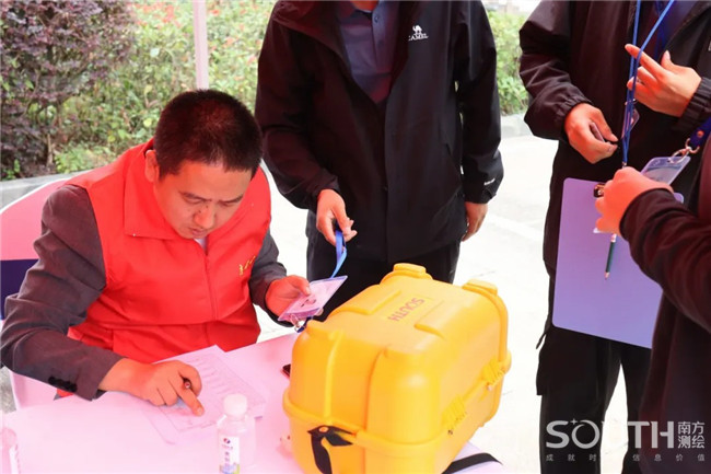 ̫������tyc4633