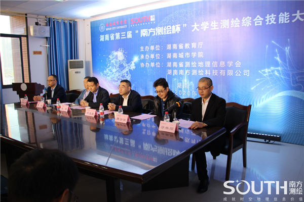 ̫������tyc4633