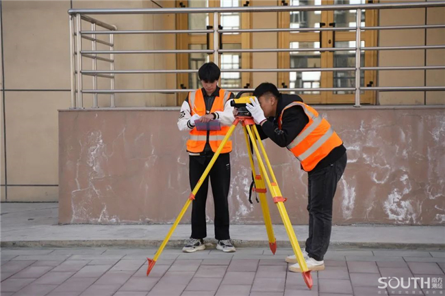 ̫������tyc4633