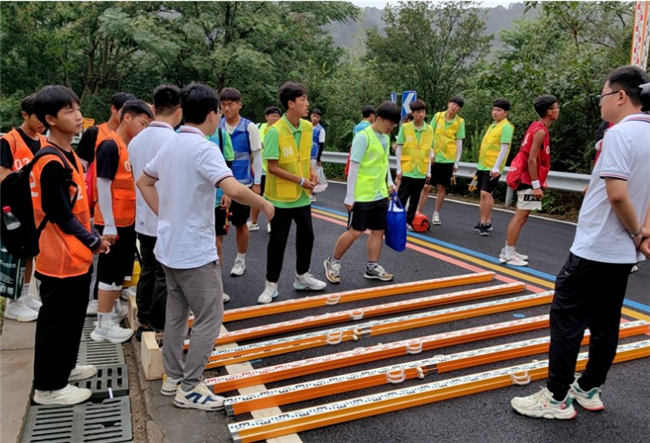 ̫������tyc4633