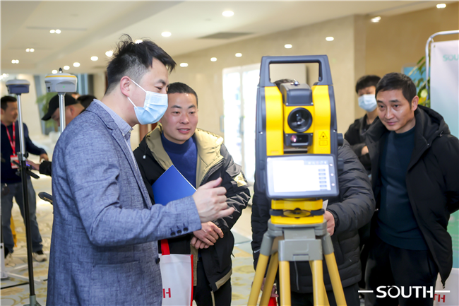 ̫������tyc4633