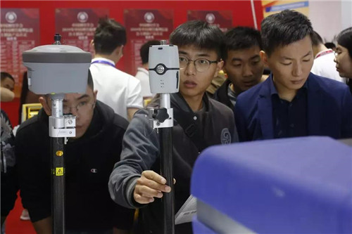 ̫������tyc4633