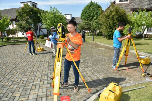 ̫������tyc4633